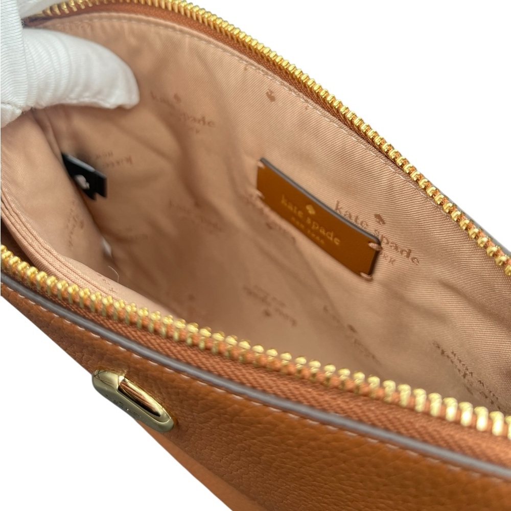 Kate Spade Kayla 3-Compartment Crossbody bag in warm gingerbread pebbled leather - Picture 10 of 11